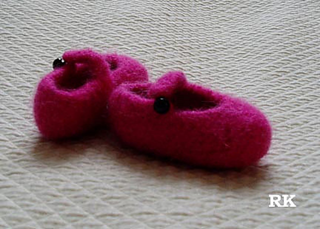 Felt Baby Shoes (CH6)