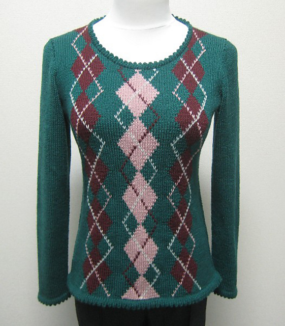 p.036 Argyle Pullover