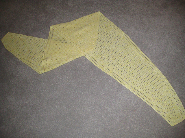 Ravelry: Buttercup Stole pattern by Lainy Haule