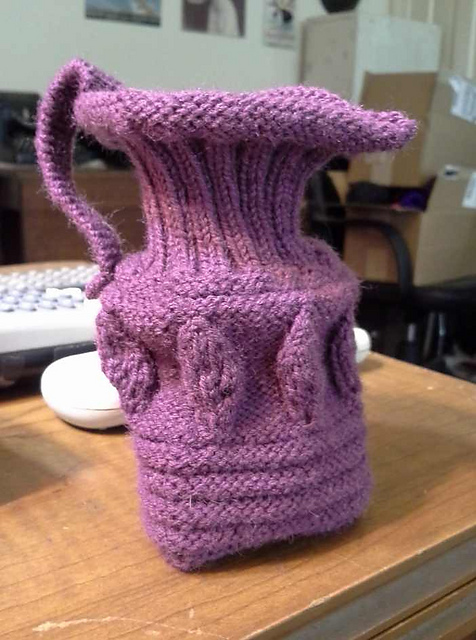 Pence-Jug