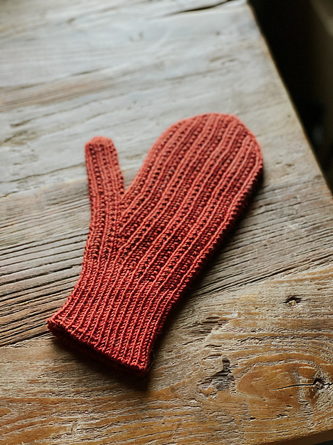 Mountain Mittens | Light