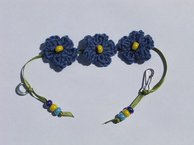 forget-me-not bracelet