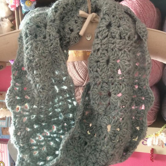 Shetland Mist Cowl