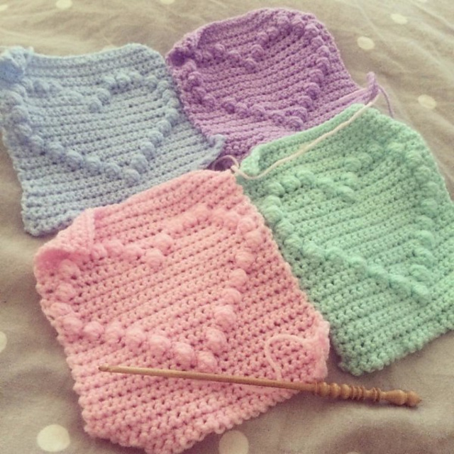 Bobble Heart Blanket