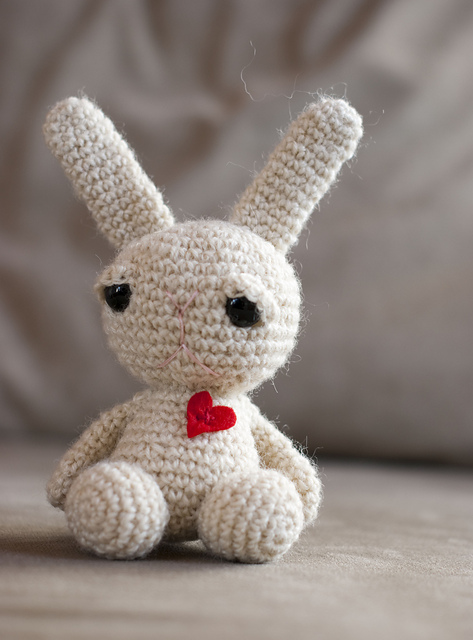 Easy amigurumi bunny pattern