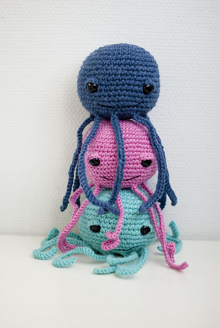 Octopus amigurumi, big AND small octopus
