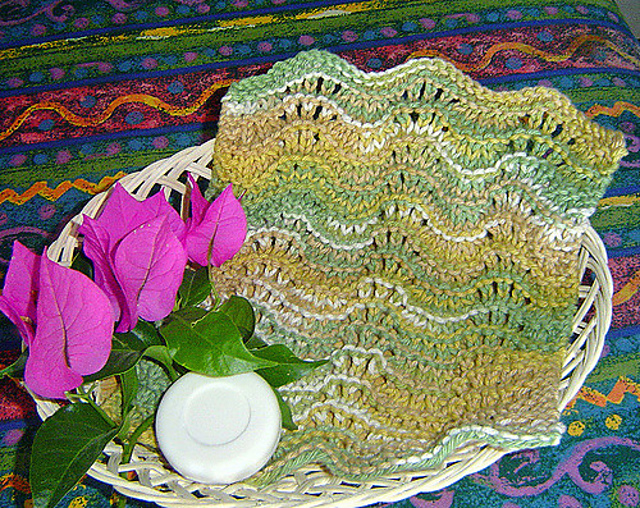 Scalloped Waves Spa Cloth