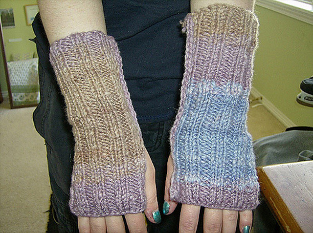 Slacker Wristlets