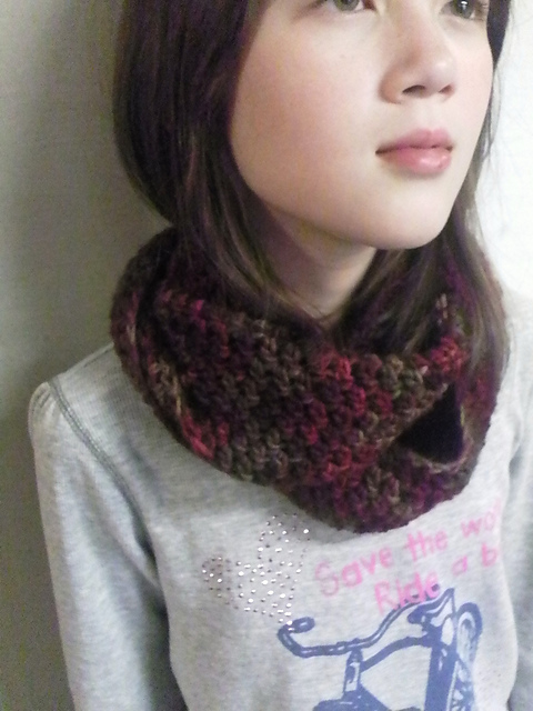 Ravelry: Crocheted Circle Scarf pattern by Sakura Knit
