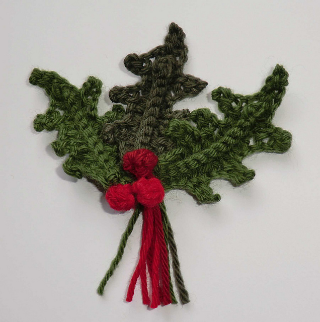 Holly Leaves & Berries