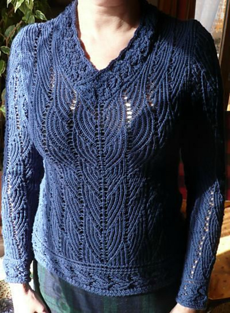 #07 Long-sleeved pullover