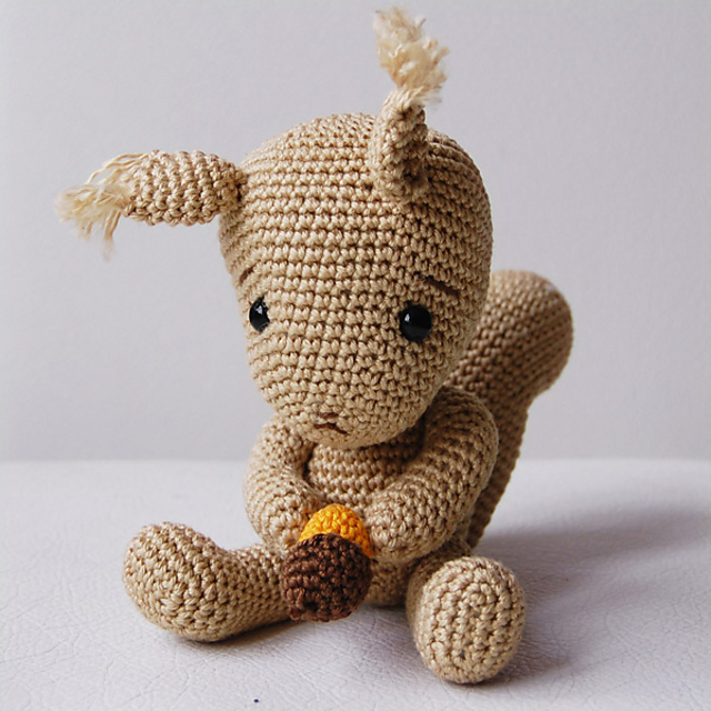 Amigurumi Squirrel Simon
