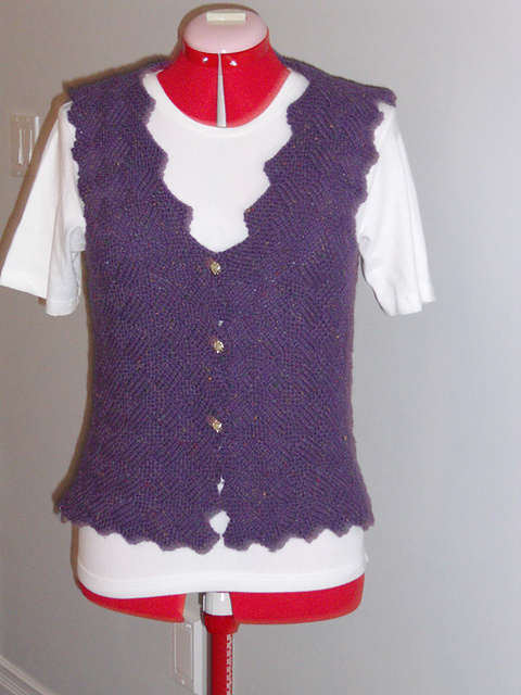 Diagonal-Knit Vest