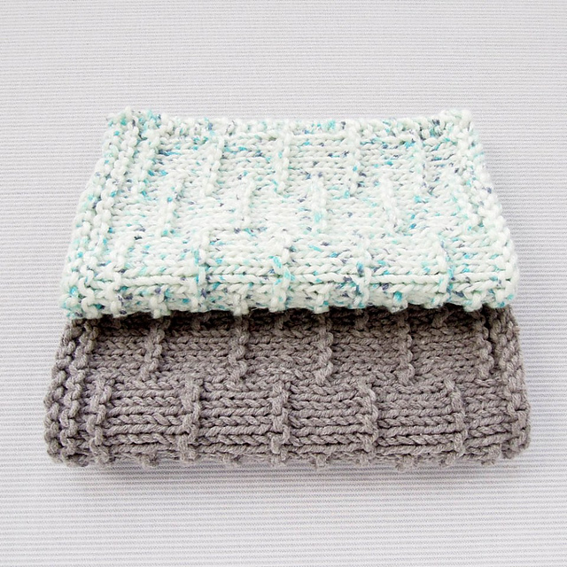 Dashed Stripe Facecloth