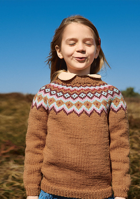 2009-04 Alex sweater