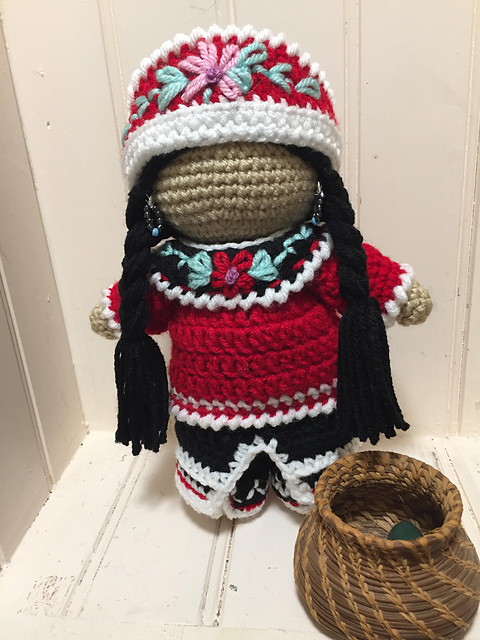 Iroquois No Face Doll