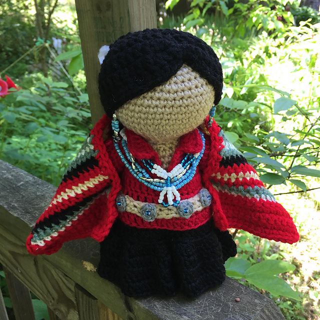 Navajo No Face Doll