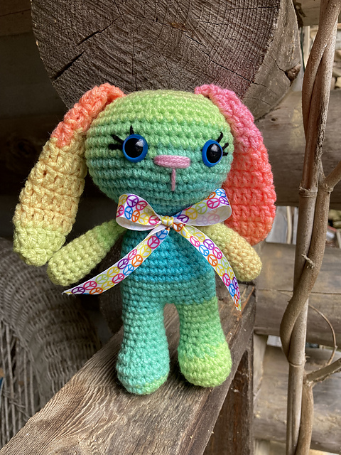 Retro Spring Bunny