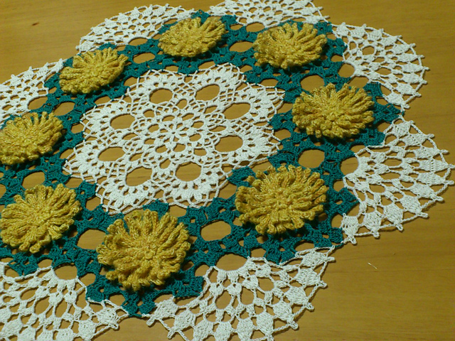 たんぽぽ組❁.*・゜レース編みドイリー❁.*・゜ Ravelry: sangoxsango's タンポポのドイリー