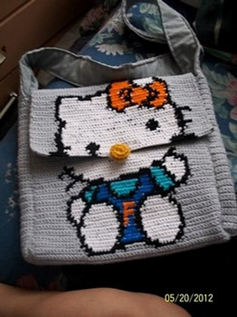 Hello Kitty Messenger Bag