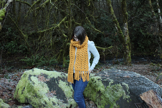 Iris Super Scarf