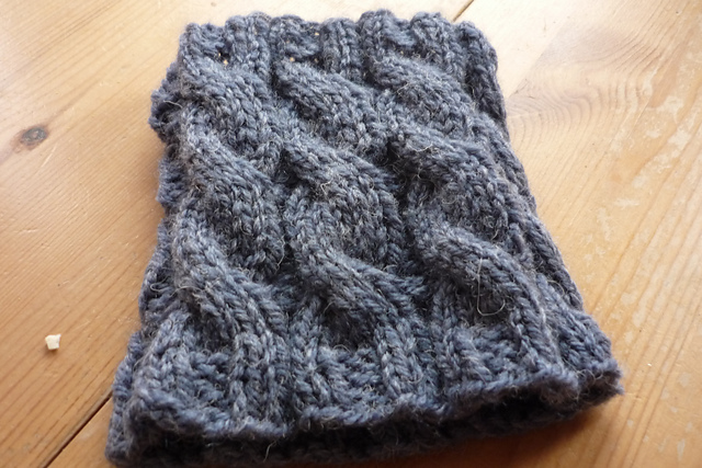 Simple Cable Boot Cuffs
