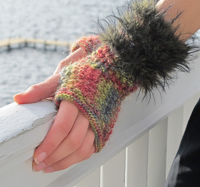 Eva, textured fingerless mitts edged with fur