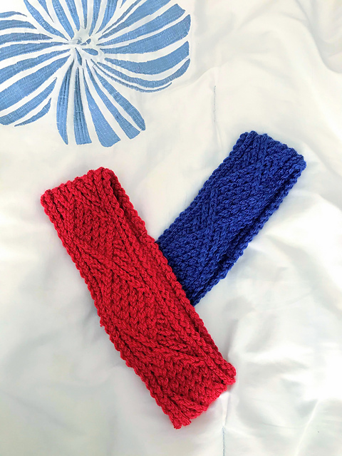 Twisted Diamond Earwarmer