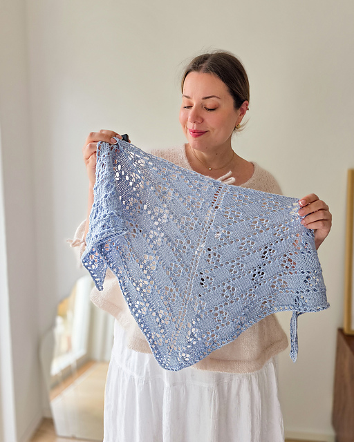 Daisy Daze Shawl