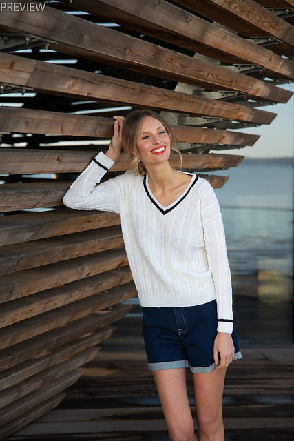 Merilokki Sweater