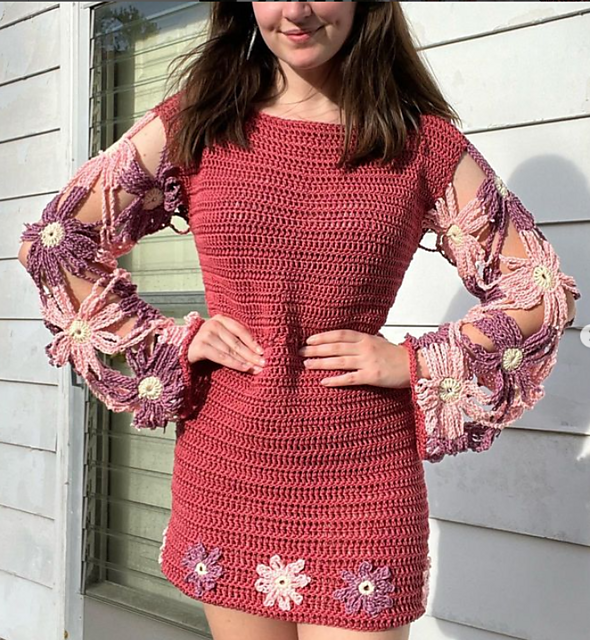 Ravelry: Daisy Daze Dress pattern by Savannah Price