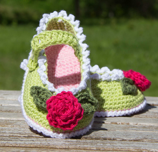 Shoes for baby, by SÅvirkat