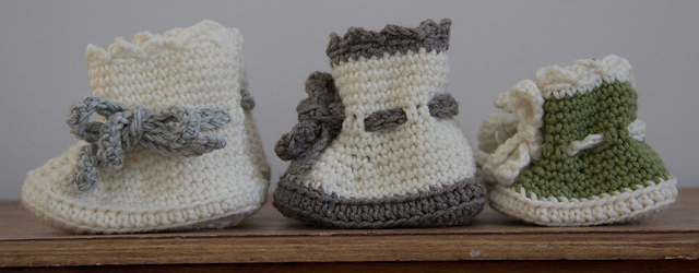 Babysocks/boots, by SÅvirkat