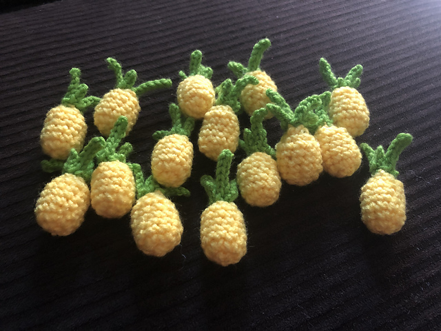 Tiny Pineapple Amigurumi