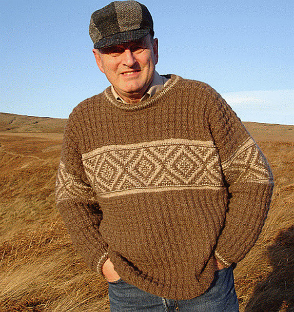 14400 Adult Pullover