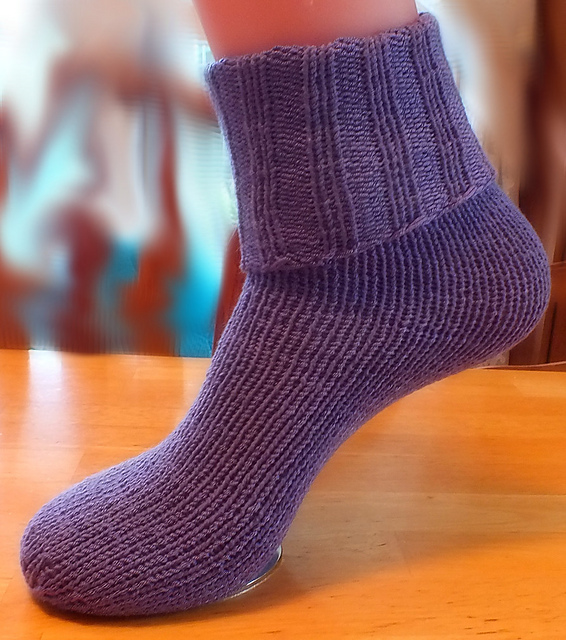 Ravelry Tube Sock pattern by Scarlett Royale