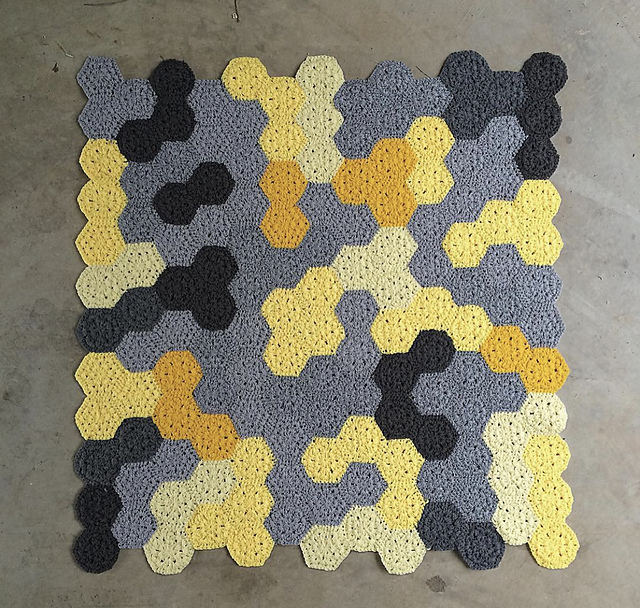 Honeycomb Hexagon 'Beehive' Blanket