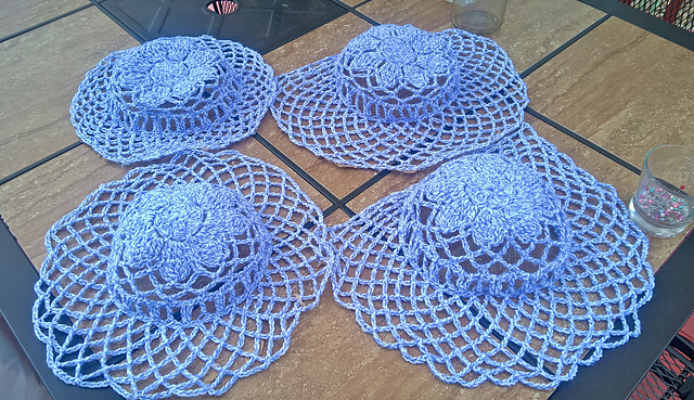 Mother and Daughter Hats in Crochet