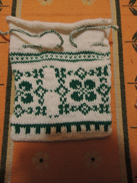 Porte-Monnaie or Thimble Bag