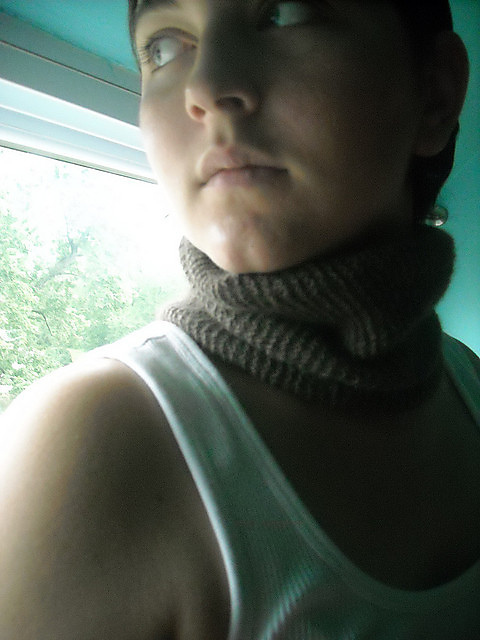 Sideways Garter Cowl