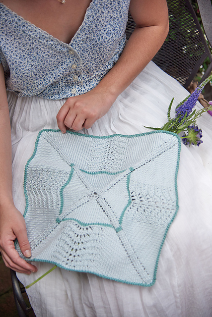 Elinor Handkerchief