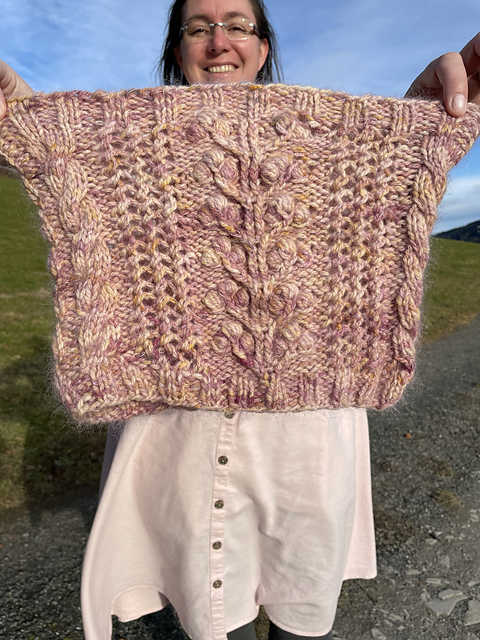 Cranberry Cowl