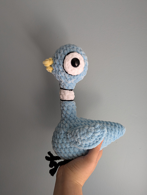 Ravelry: Mini Mo the Pigeon pattern by Natalie Axon