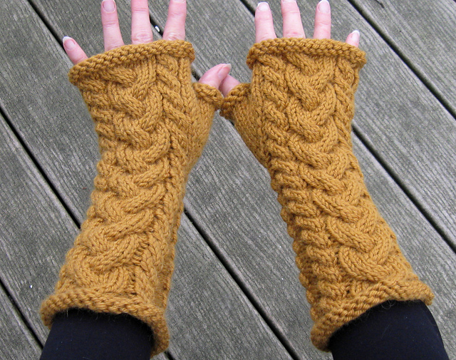 Fingerless Cable Celebration Mittens