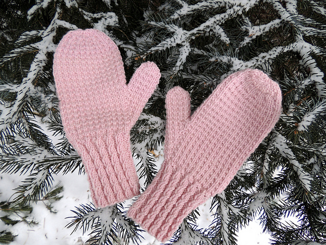 Carol's Ringwood Mittens