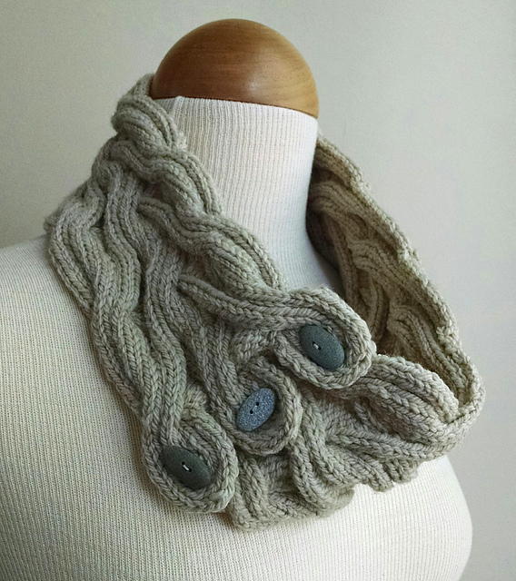 Bracken Moss Cowl