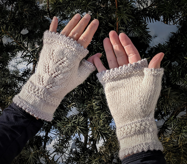 Rosemary's Fingerless Mittens