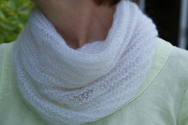 Angel Kidsilk Cowl