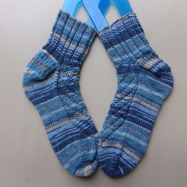 Simple Gansey Socks