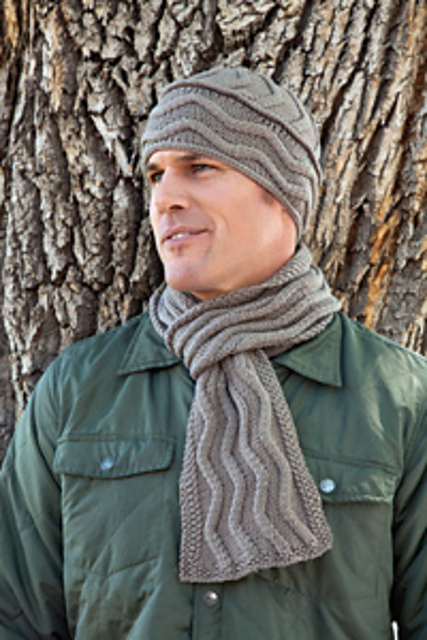 Making Waves Hat and Scarf